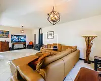Maison, 281 m²