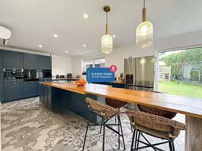 Maison, 316 m²