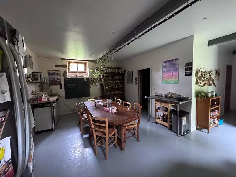 Maison, 280 m²