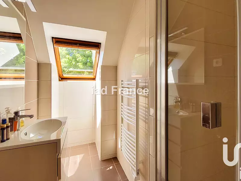 Maison, 259 m²