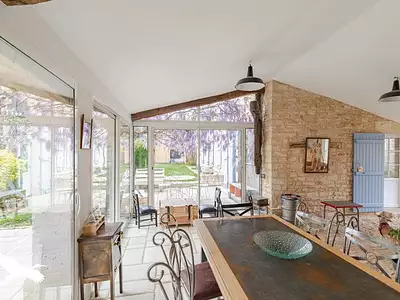 Maison, 260 m²