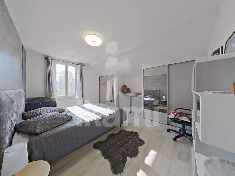 Maison, 218,85 m²