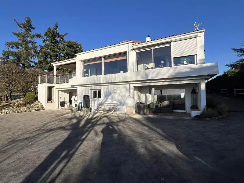 Maison, 190 m²
