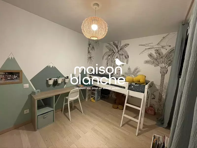 Maison, 168 m²