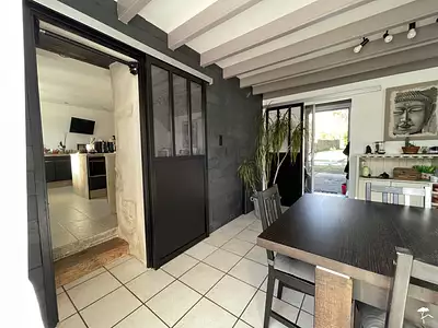 Maison, 167 m²
