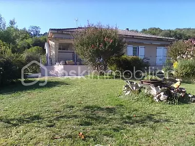 Maison, 140 m²