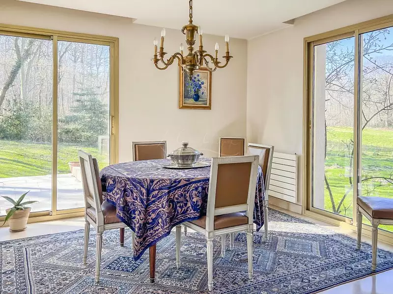 Maison, 254 m²