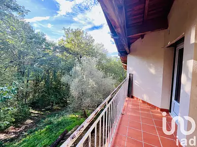 Maison, 197 m²