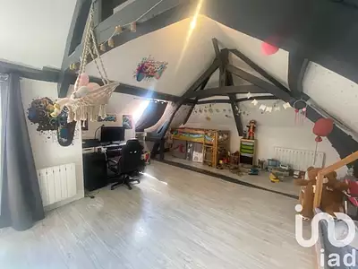 Maison, 196 m²