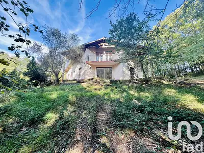 Maison, 197 m²