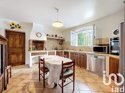 Maison, 251 m²