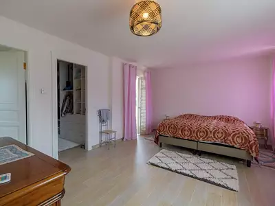 Maison, 276 m²