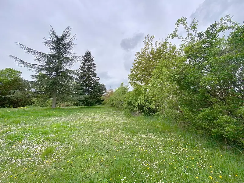 Terrain, 450 m²