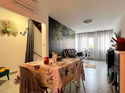 Maison, 76 m²
