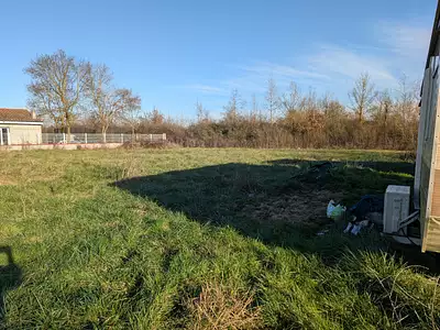 Terrain, 1 500 m²