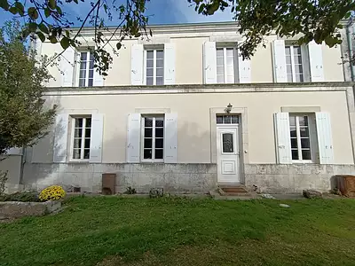 Maison, 286,74 m²