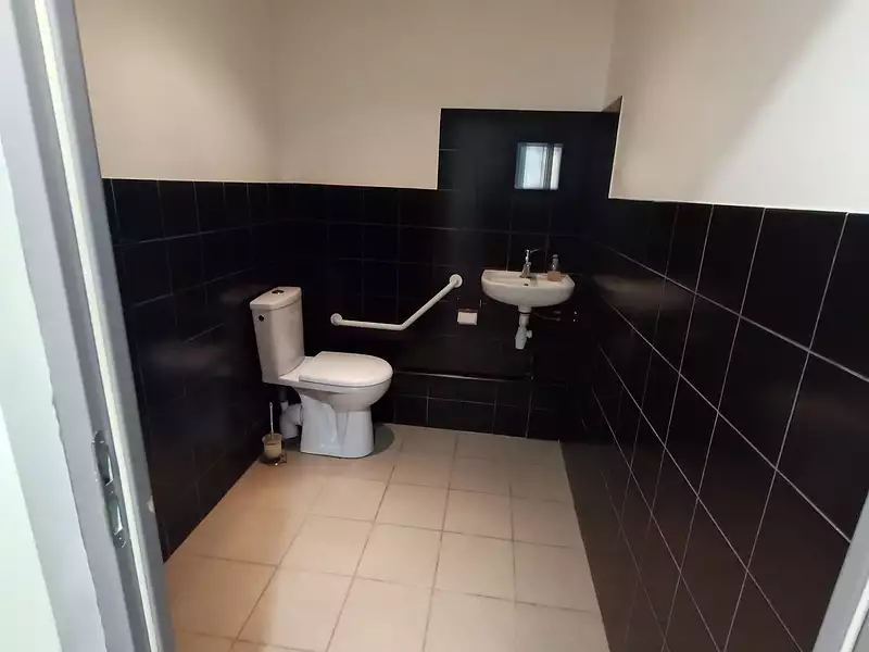 Divers, 90 m²