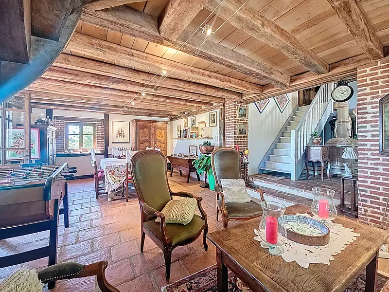 Maison, 240 m²