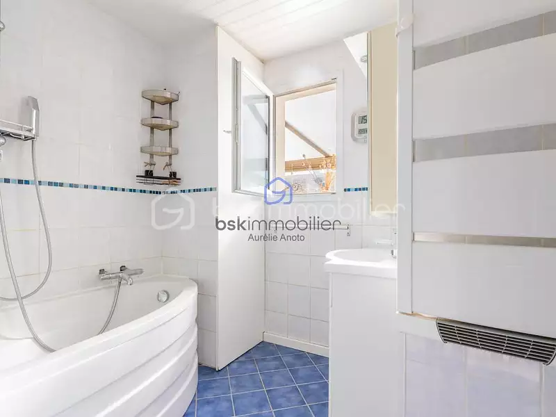 Maison, 89 m²