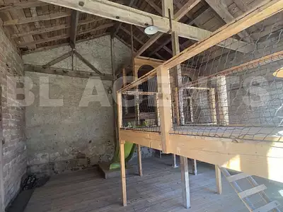 Maison, 260 m²