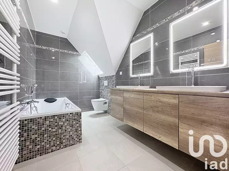 Maison, 182 m²