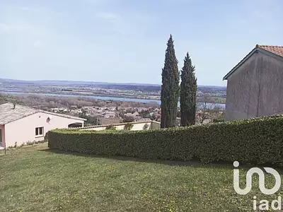 Terrain, 1 332 m²