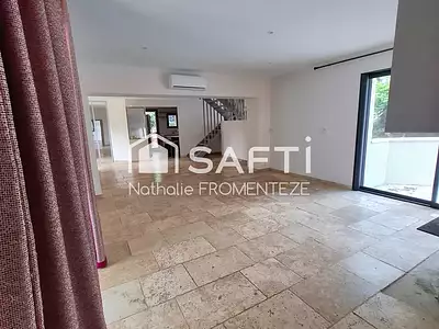 Maison, 220 m²