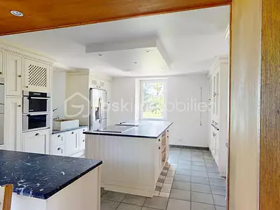 Maison, 410 m²