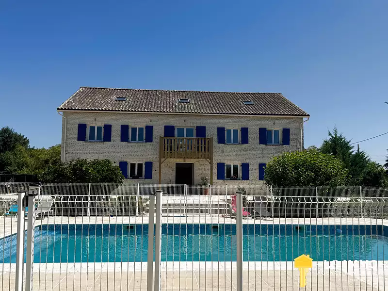 Maison, 373 m²