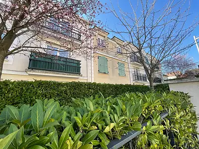 169 900 € 3 130 €/m² Appartement • 54,28 m² • 3 pièces Chanteloup-les-Vignes (78570)