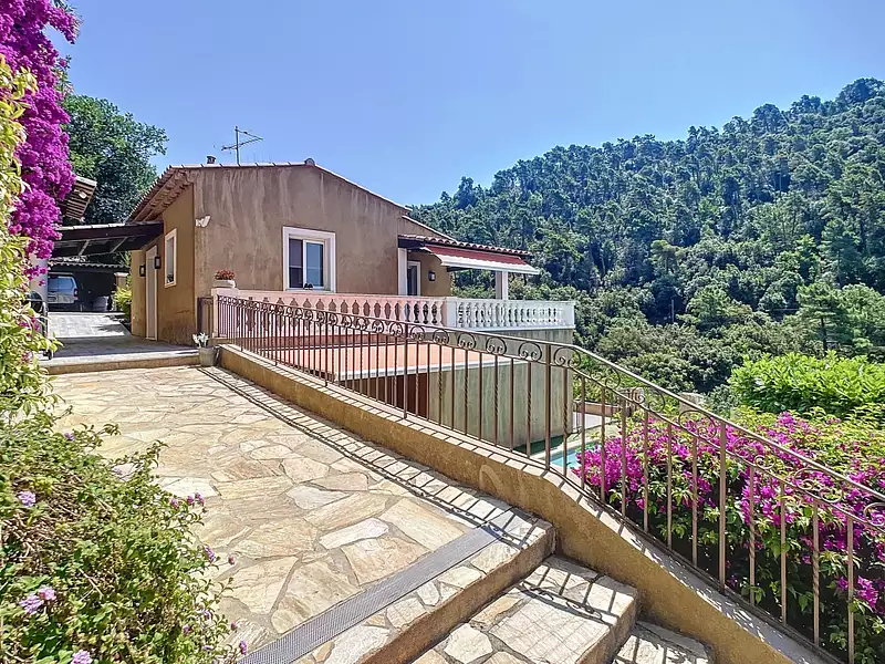Maison, 286 m²
