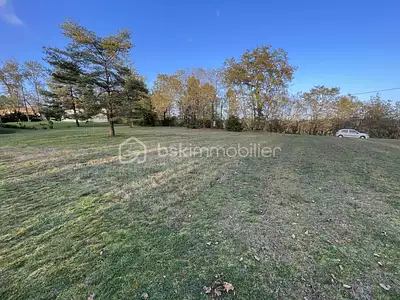 Terrain, 2 500 m²