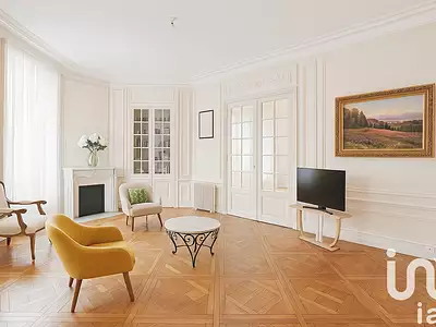 Maison, 415 m²