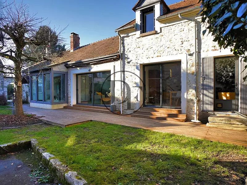 Maison, 278 m²