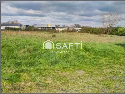 Terrain, 3 500 m²