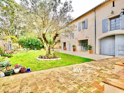 Maison, 335 m²