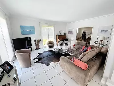 Maison, 155 m²