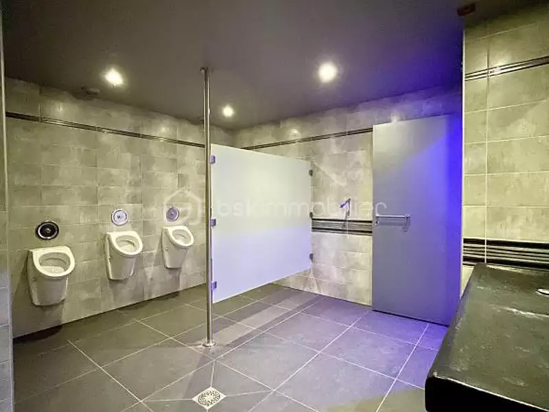 Immeuble, 950 m²
