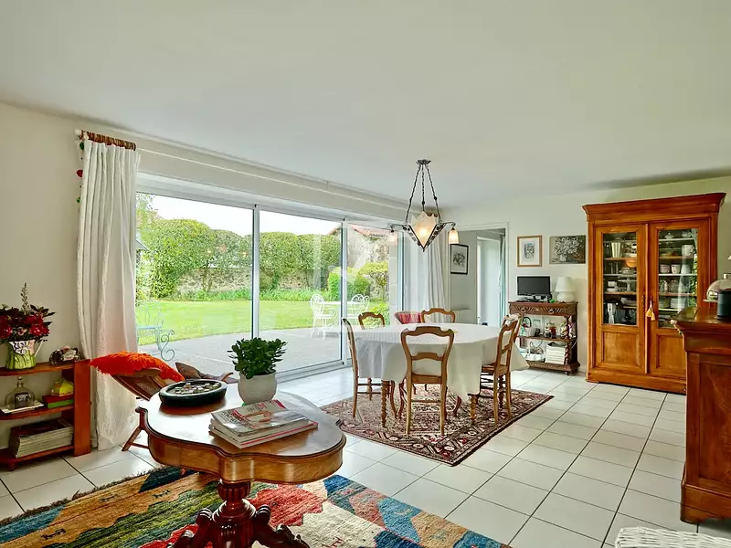 Maison, 165 m²