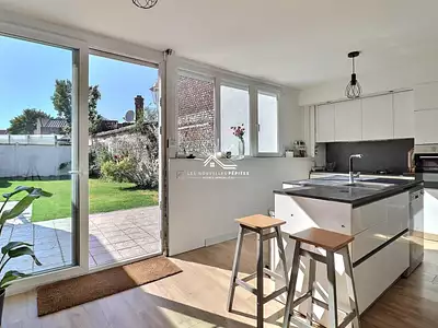 Maison, 156 m²