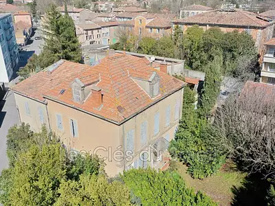 Maison, 357 m²