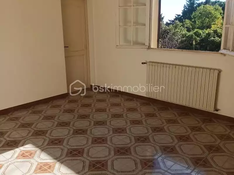 Maison, 248 m²