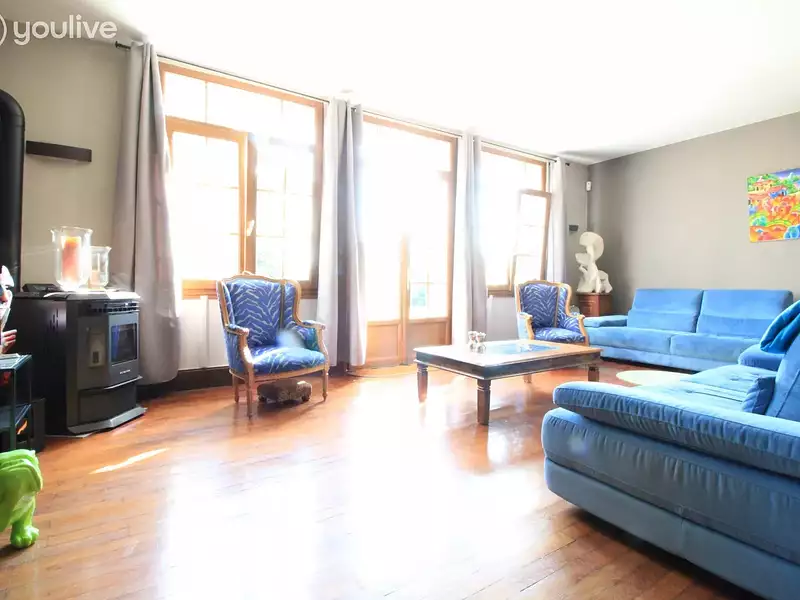 Maison, 218 m²