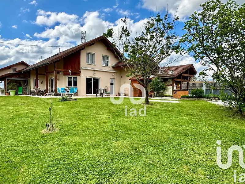 Maison, 248 m²