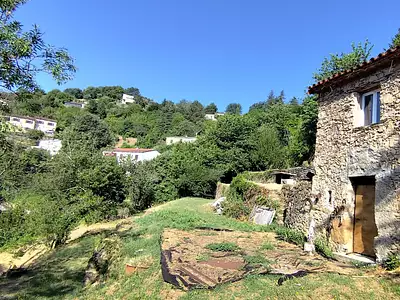 Terrain, 2 050 m²