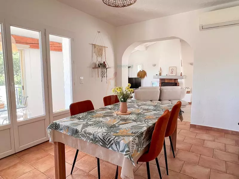 Maison, 114 m²