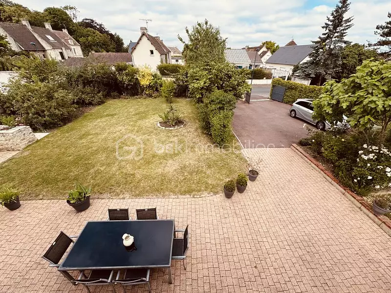 Maison, 201 m²