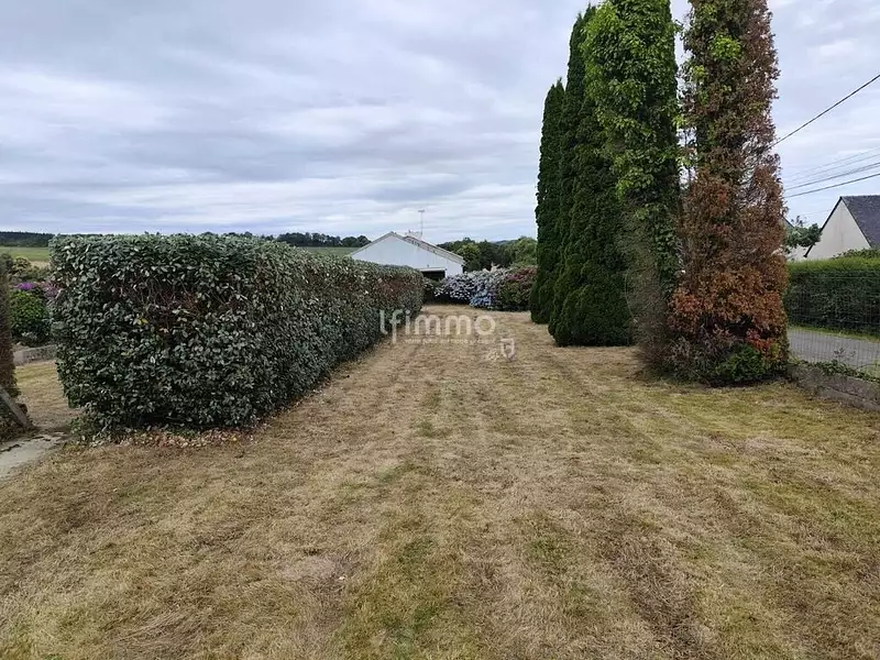Terrain, 681 m²