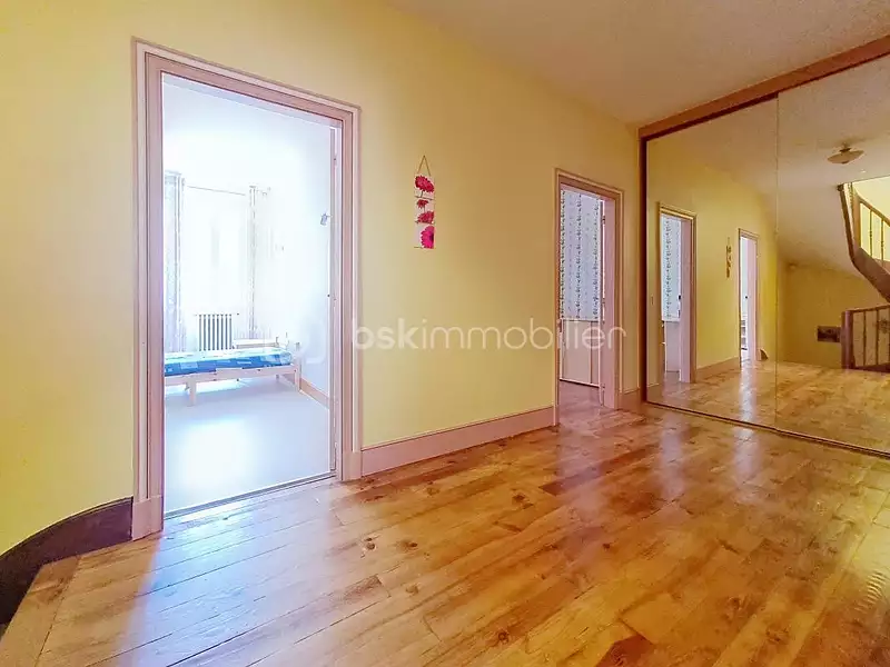 Maison, 167 m²