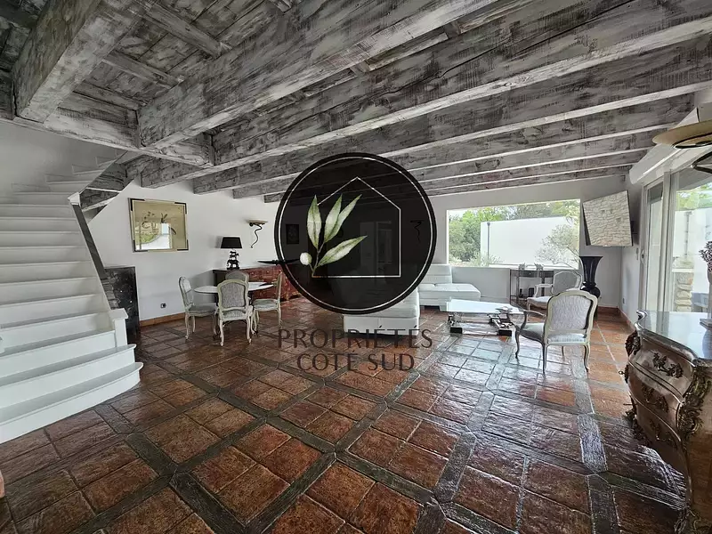 Maison, 215 m²